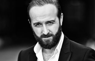 Umut Abdül Süsler